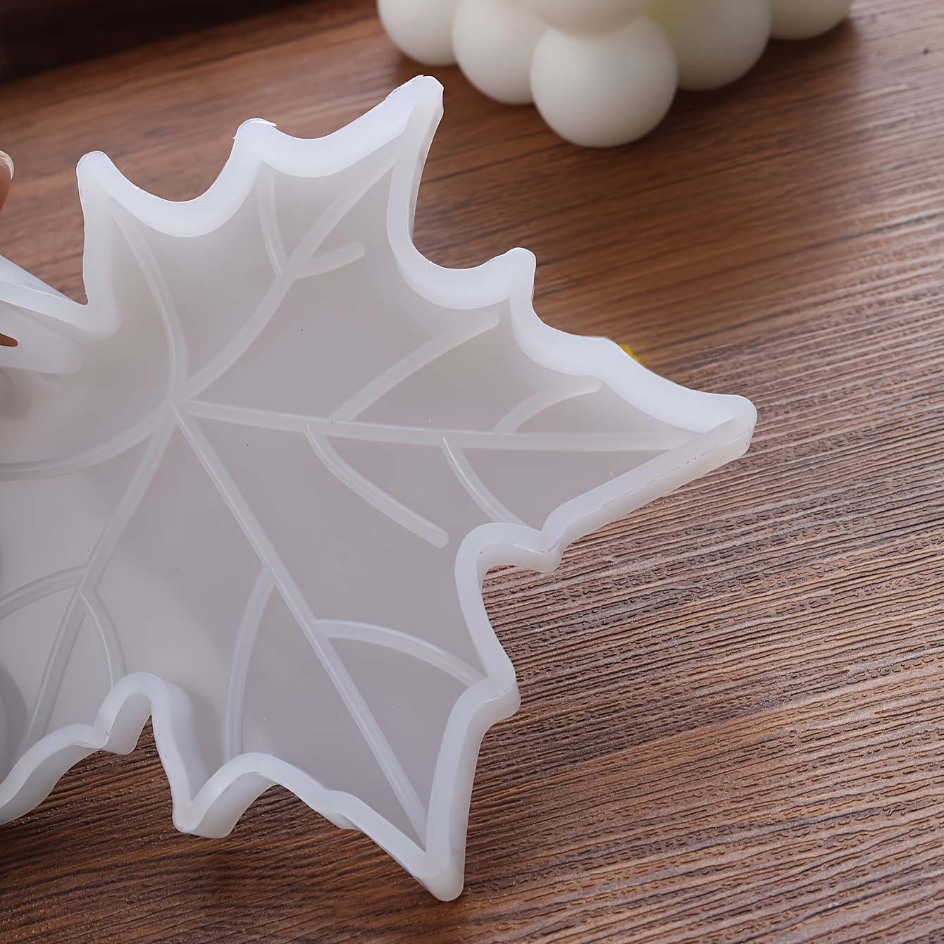 1PC Ahornblattförmige Silikonf – Candle Making Products Bewertung und Preis