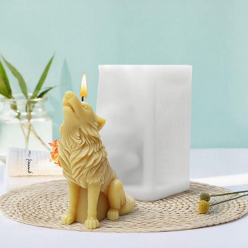 Schneefeld-Wolf im Mondlicht K – Candle Making Business Bewertung und Preis